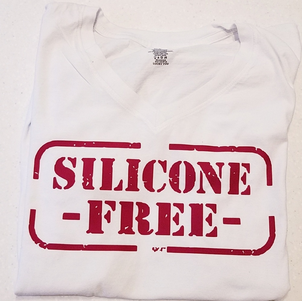 Silicone Free V-neck tee.